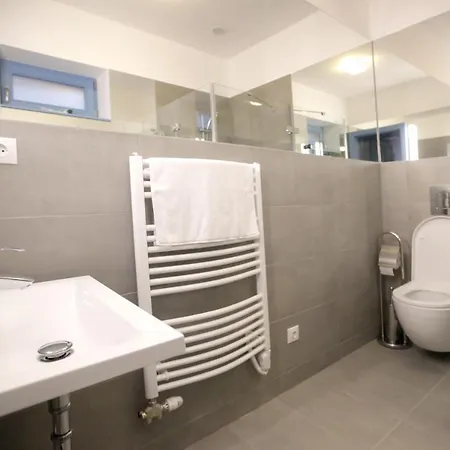 Lehel Vendeghaz Guest house Szekszard